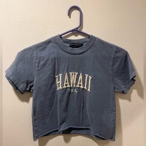 Brandy Melville Cropped Short Sleeve “Hawaii” Tee. Blue & White. No size